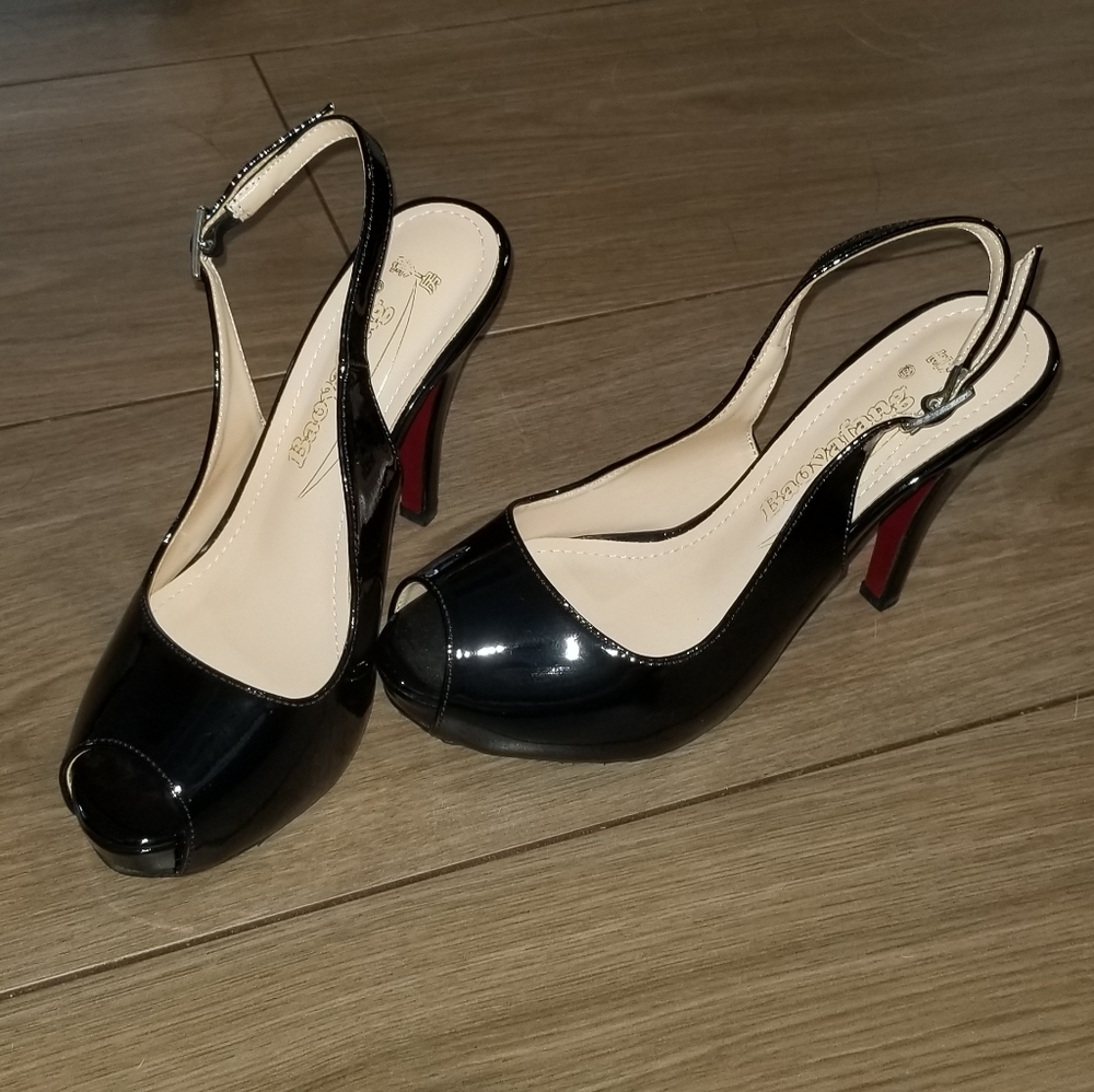Slingback peep toe heal